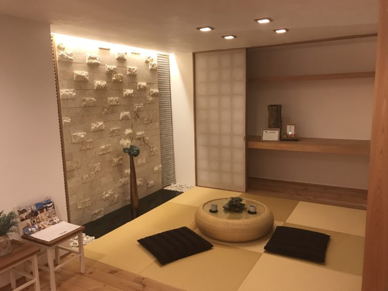 夜のモデルハウス　和室