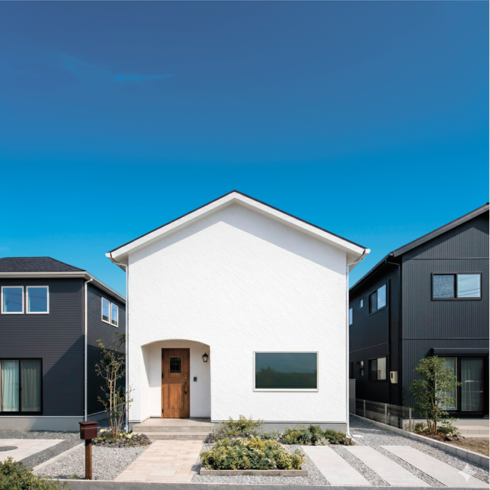 【新登場】真っ白な漆喰の家「SHIROiiE」がついに誕生！見学説明会を開催します✨