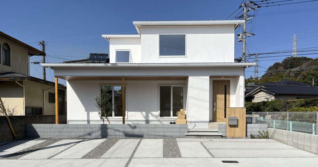 【大分市下郡東2丁目】家族が繋がるスキップフロアのあるおうち♪ 収納も大容量！シューズインクローク ウォークインクロゼット パントリーあり